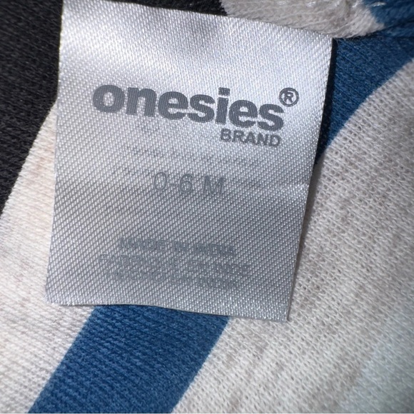 Baby Hat Bundle 0–6M Onesies & Just Born Cotton Beanies Neutral & Blue Lot 4 - Picture 4 of 6